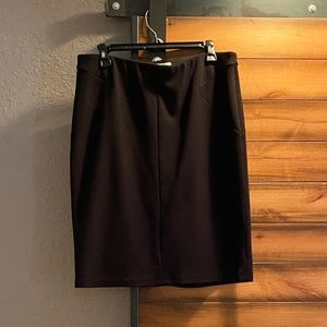 Elle Pull On Pencil Skirt Size L